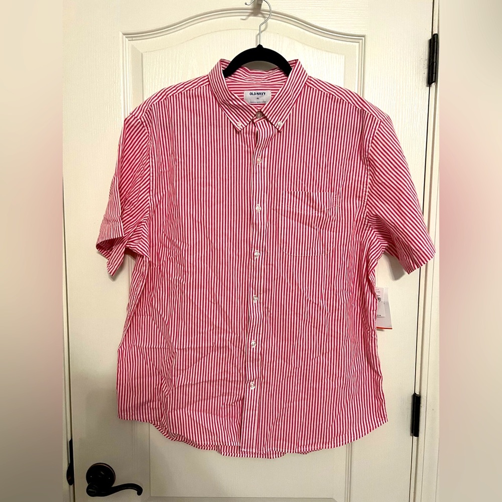 Old Navy short sleeve built in flex button up